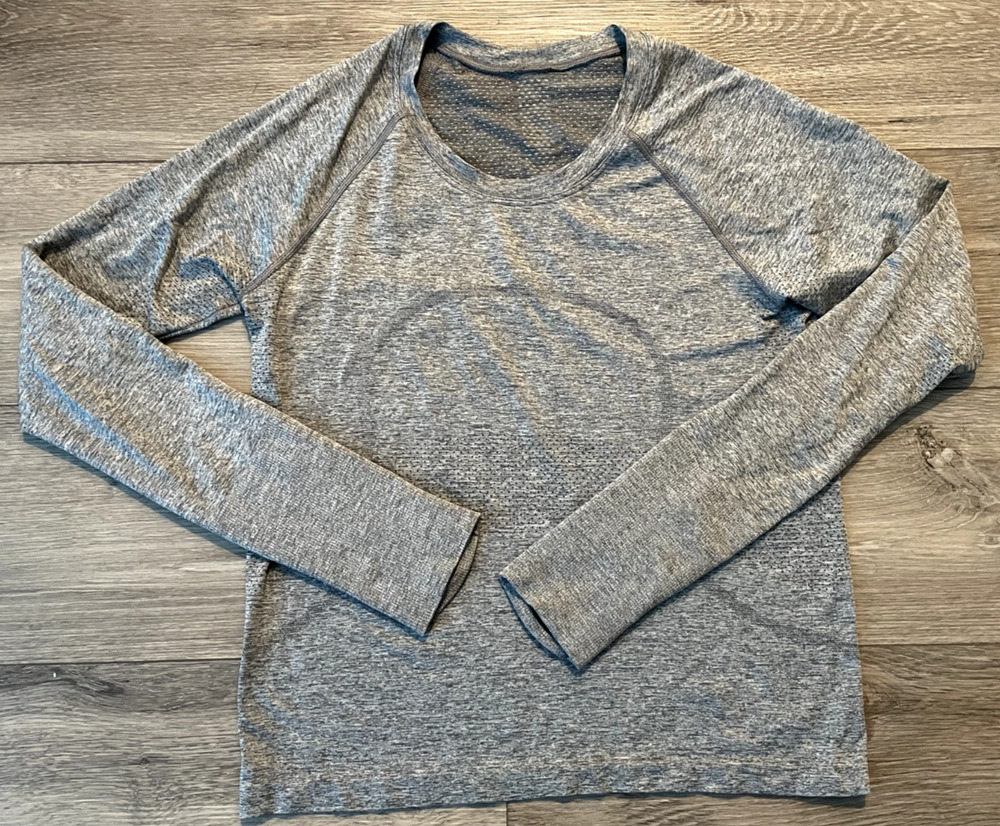 Lululemon Women’s Swiftly Tech Long Sleeve Athletic Top Size 8